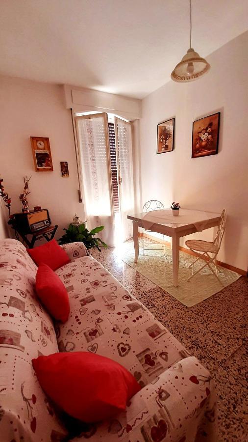 B&B Rosa Samarate المظهر الخارجي الصورة